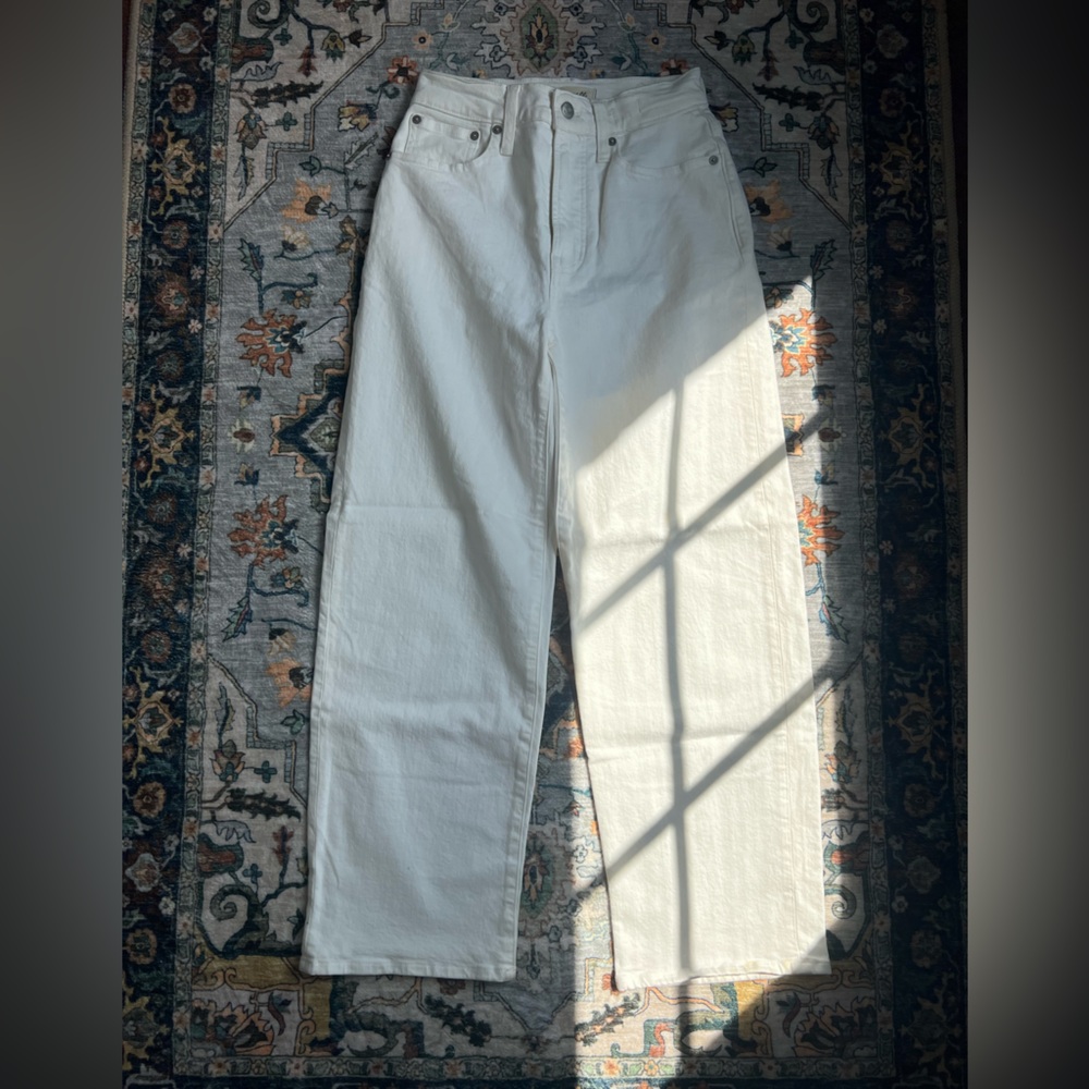 Madewell “perfect vintage” jeans in white